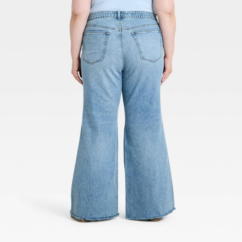 Women's Low-Rise Relaxed Denim Flare Jeans - Universal Thread Medium Wash 18 - Picture 2 of 4